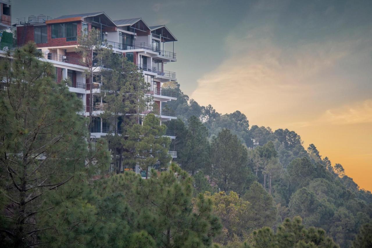 The Hillcrest Paradise Kasauli Exterior foto